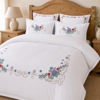 Set pat cu pilota extra bumbac satinat cu broderie dry roses MO01 Set pat cu pilota extra bumbac satinat cu broderie dry roses MO01